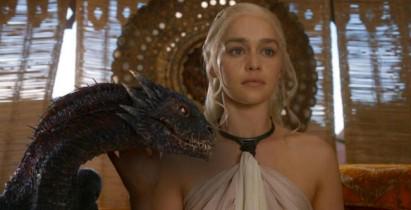 SevillaActual's tweet photo. La temporada de #JuegoDeTronos grabada en #Sevillahoy se estrena el 13 de abril http://t.co/jaV0WxVOAq http://t.co/jNdawSLw3p