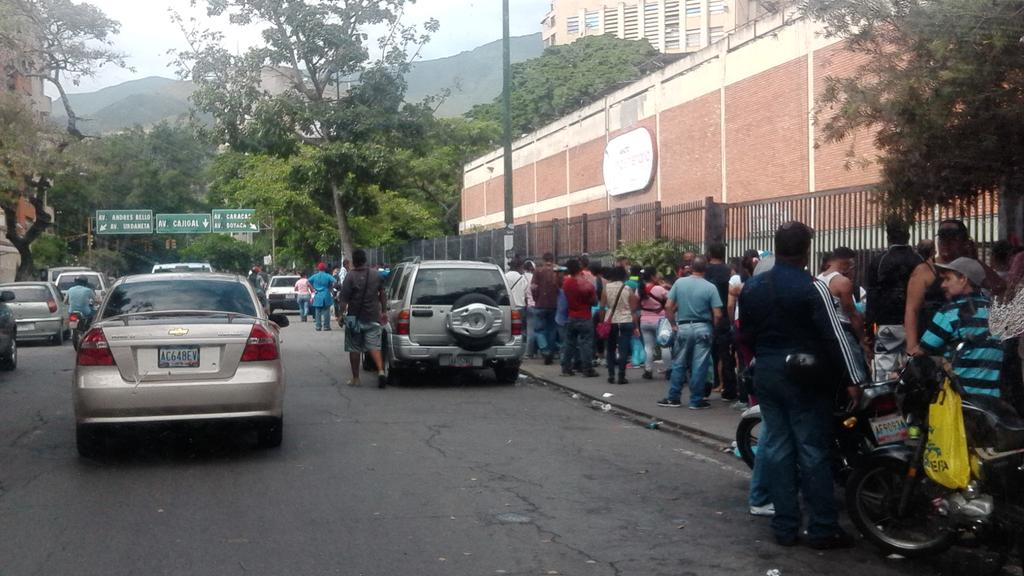 Protestas Enero 2015 - Página 2 B7AoA4jIIAM3w80