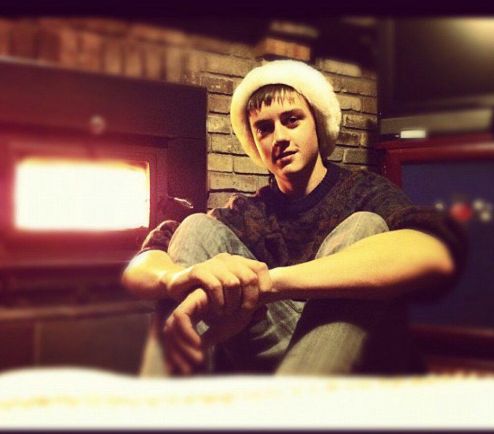 DimitriHatz's tweet photo. Swagged out max #grade9 #makinbank http://t.co/MouijFOeOu