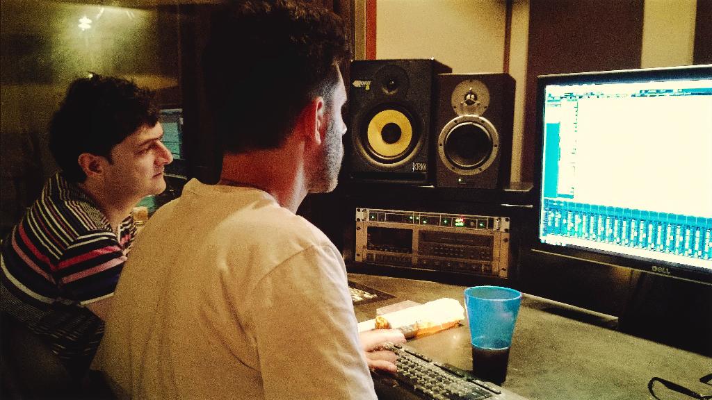 Selección de tomas en <a href="/Lb_records/">Lb records</a> para LIB, con <a href="/FabianLavelli/">Fabian Fava Lavelli</a> , Tincho y Branca.