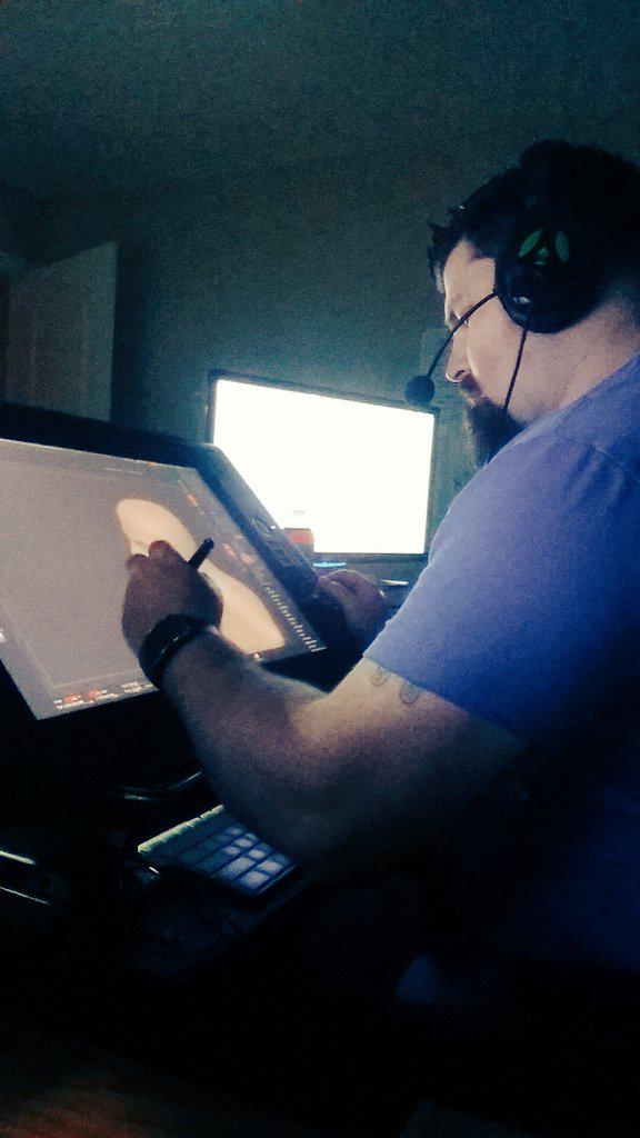 BlackTopDigital's tweet image. New year, new projects and goals. Big things coming down the line. #backtowork #businessboom #digitalart #HNY2015