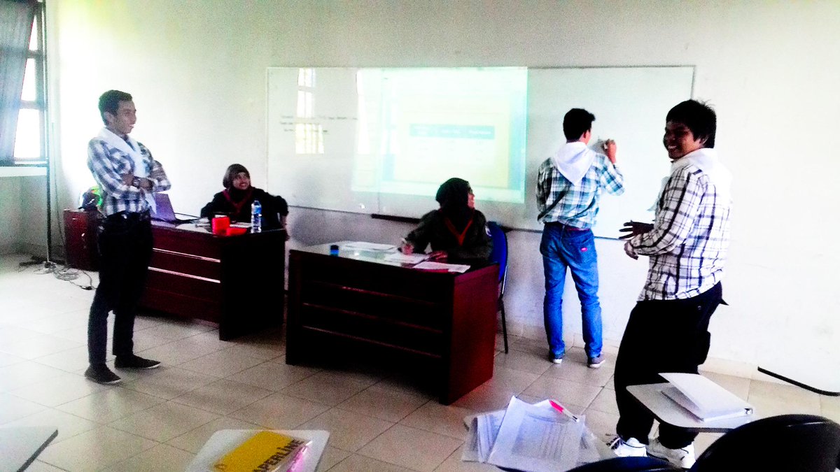 DIKSAR_GW's tweet photo. [UPDATE]
10 Januari 2015. Materi ILMU GIZI.#DIKSARXXVIII.
BERANI TEGUH TANGGUH!
cc: @Gandawesi_KPALH http://t.co/1yFQYaLXtv