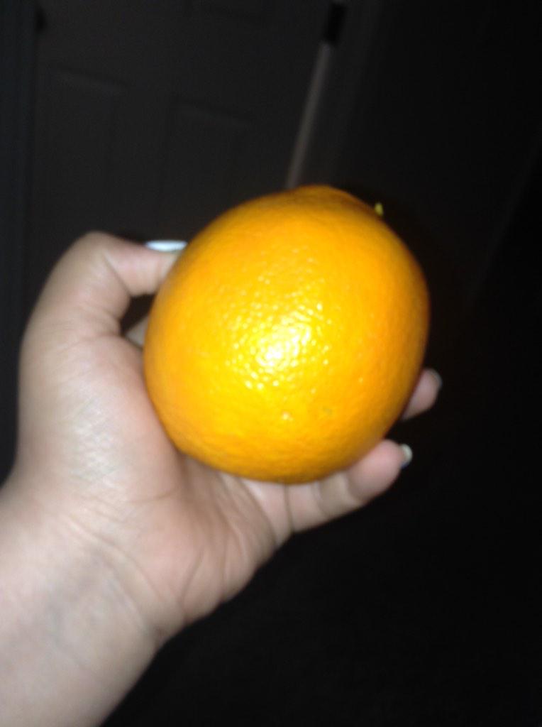BigCheeks6202's tweet photo. Best orange #perfectorange http://t.co/8dBzRsavCI