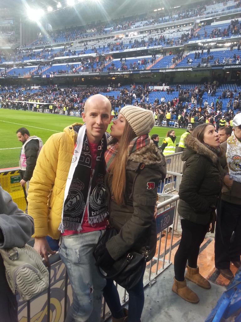 RebolloMj's tweet photo. x Madrid con @RosarioXar http://t.co/LffuUzow7s
