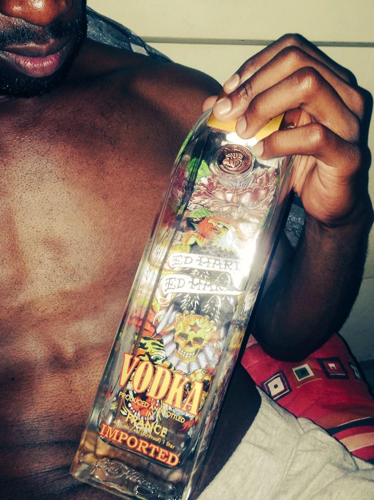 mandy_langz's tweet photo. “No !! @Mthigo_: G'night😴✌️ From Bae &amp; myself 🍸❤️ http://t.co/KyHD4CDHua”