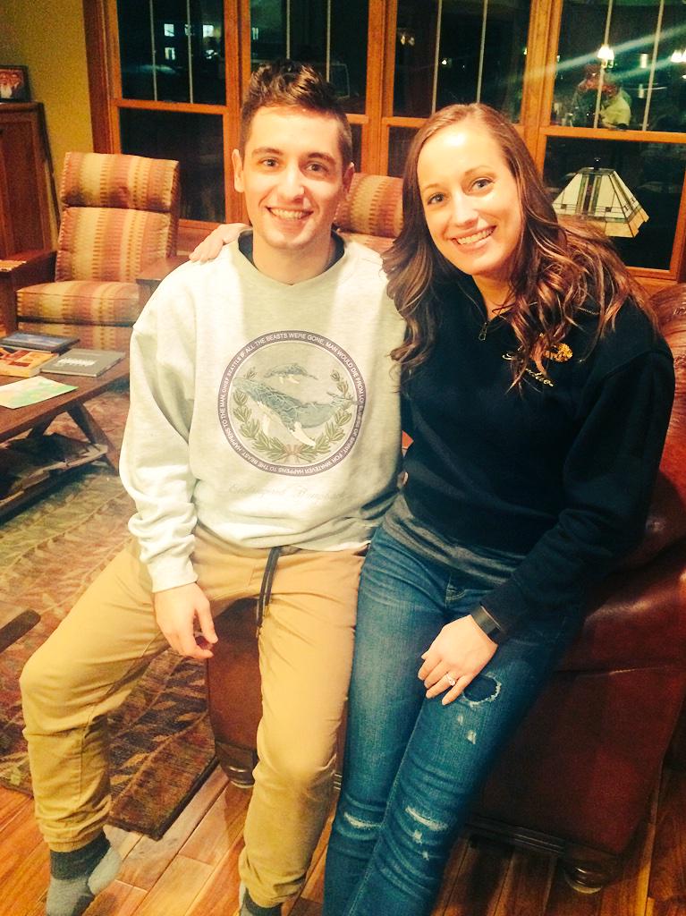 CalebTatlock's tweet photo. Sibling pic before heading off for my last semester! Time flies http://t.co/gbrVj1QbVo