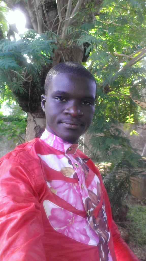 Just a few days to my Birthday.... Thanks  to God, Life's being exceptionally great.