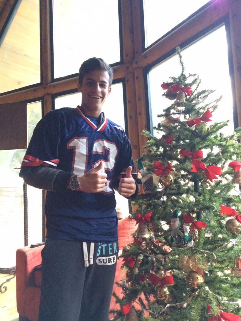 SebastianAlcs's tweet image. #MiRitualEs #gopats #BALvsNE #brady Disfrutando con el Youse