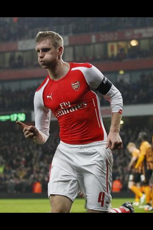 JazzHands27's tweet photo. It's the remix to ignition
Mertesacker edition
Opposition scored because
He was out of position http://t.co/JnoSRvn5yN