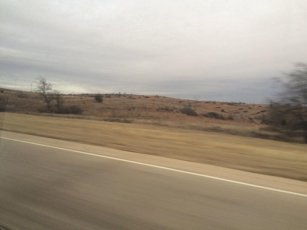 NotAndyJax's tweet photo. Driving through Oklahoma, the Promise Land I led my pals to. This place kinda sucks. #reddirt #earthquakes http://t.co/2aWXMRJtgA