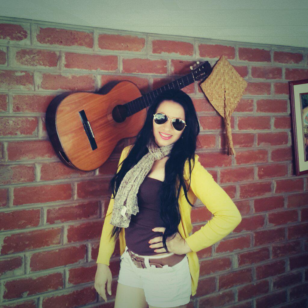 ddanittaa's tweet photo. http://t.co/pfOkXBkgCC