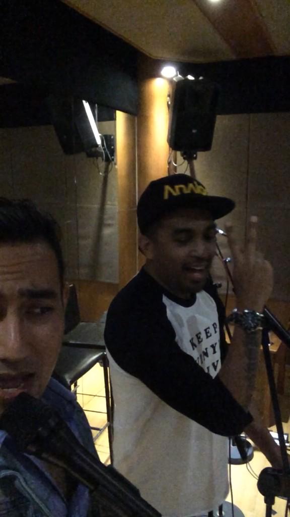 GlennFredly's tweet photo. Happy Sunday!“@riofebrian25: Pagiii,,,ini latian semalem buat jogja 14 januari...#sahabatlama http://t.co/kJqzpFrUka