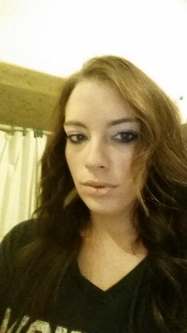 Behold the power of makeup making me not look like the psycho killer @pornccountant thinks I am now to