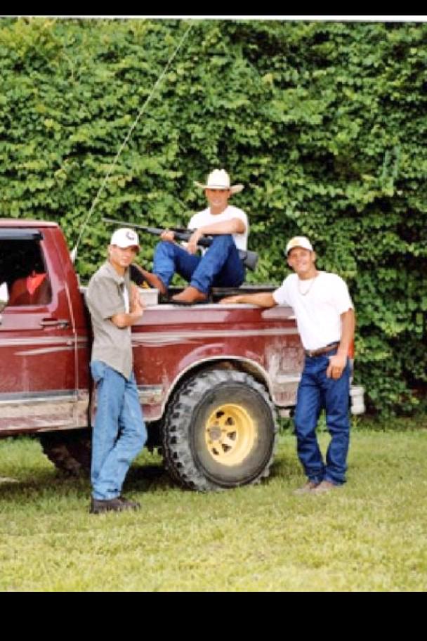 thatdarnjenny's tweet photo. So, I found this senior pic of my bro and his friends today. They  don't make em like this anymore😊☝️ #swag http://t.co/JLKbOeWzsS