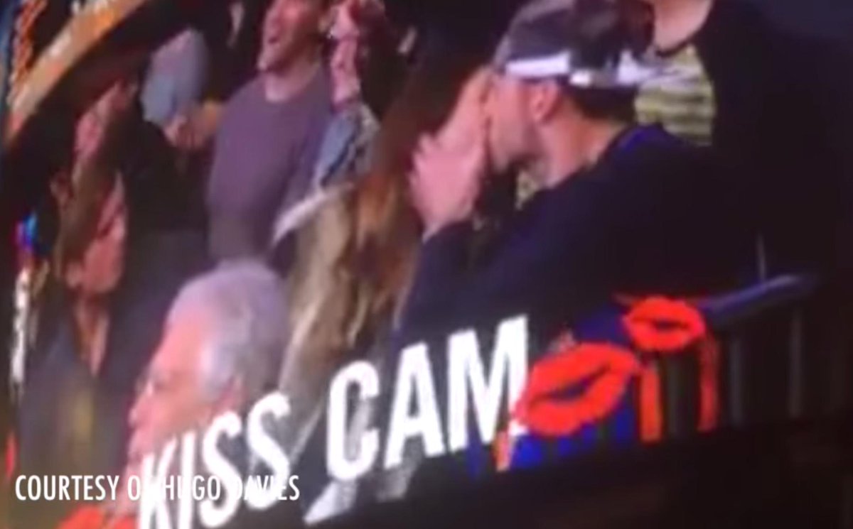 BleacherReport's tweet photo. VIDEO: Good acting- Guy not interested in Kiss Cam, so girl makes out with the guy next to her
http://t.co/6qiHEtFnjW http://t.co/gbuFQ01WNL