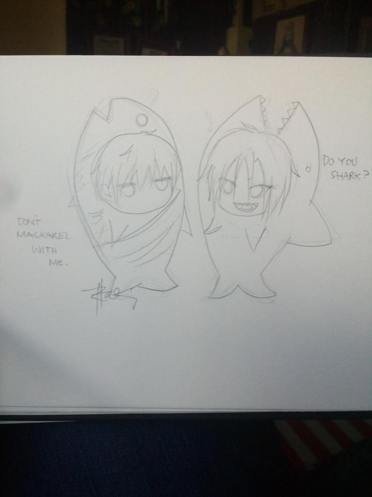 ellemehnopi's tweet image. And then I just did this sort of fish costumes for Rin and Haru xD