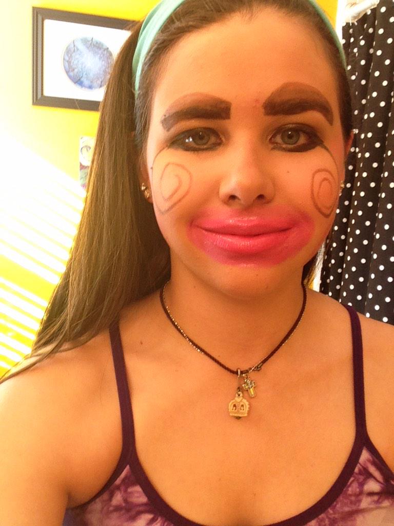caitlin cowart on X: "“@WeAllKnowA: We all know a girl with fucked up makeup  named Alexis” http://t.co/z77isJXK5f" / X