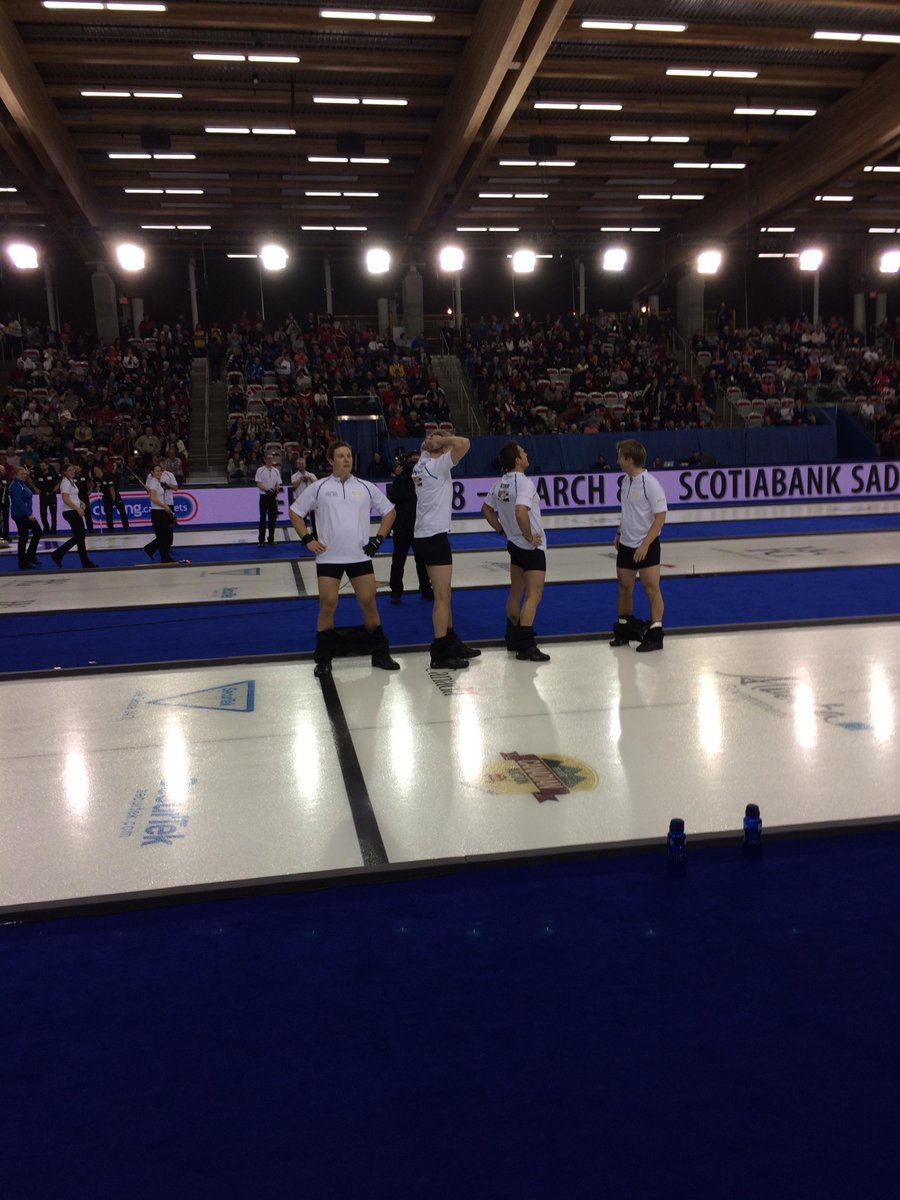 CurlingCanada's tweet photo. Ladies and Gentlemen... TEAM ULSRUD!!!!!  #continentalcup #ThePants http://t.co/6l7siHO2Lv