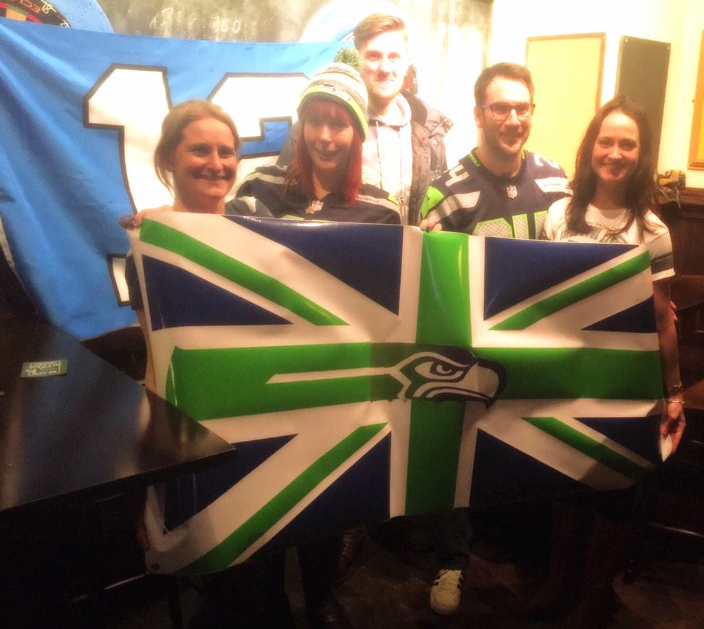 helsbelsphoto's tweet photo. @Jeff_Reinebold repping the @Seahawks in the UK, we want to know...how tall are you?! http://t.co/91h3wamDUI