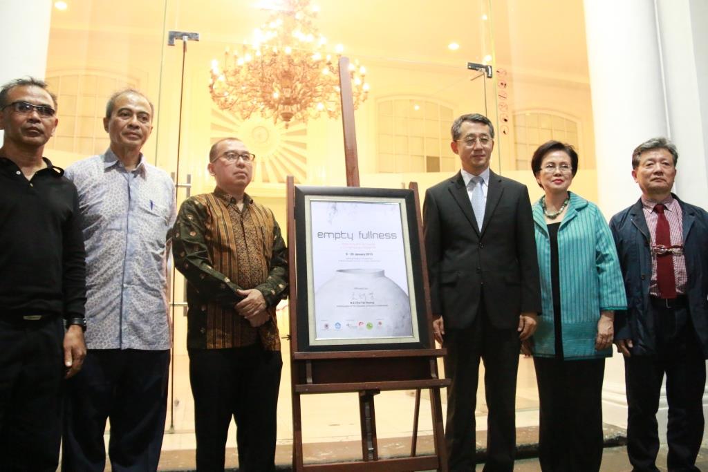 Pameran kerjasama Korea dan Indonesia digelar di Galeri Nasional 9-20 Januari 2014 bit.ly/1y5tn4M