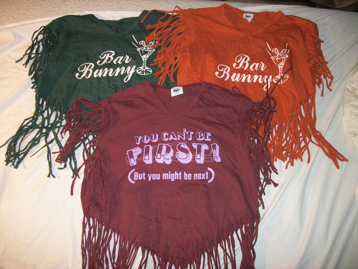 BeyondNBack's tweet image. #vintage #rare #deadstock Aweomse 80s Fringed Crop tops never worn never washed #80s Interested? 20$ 3 left!