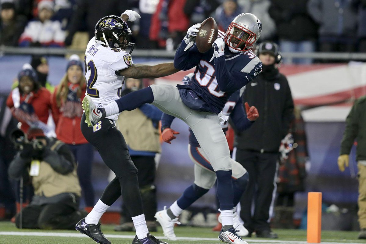 Patriots's tweet photo. Watch it again: @dharm32 seals the Pats win with an end zone interception: http://t.co/JqTKostqxX http://t.co/spECqzJVyT