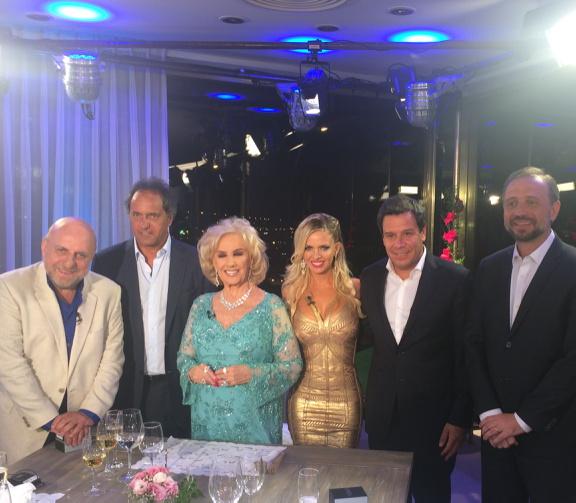 Muchas gracias @mirthalegrandok! Muy buena noche! http://t.co/GrmhBJFHIb