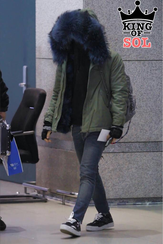 KINGOF_SOL's tweet photo. [PHOTO]HQ #SOL

141221
仁川空港 http://t.co/74tvulK7hL