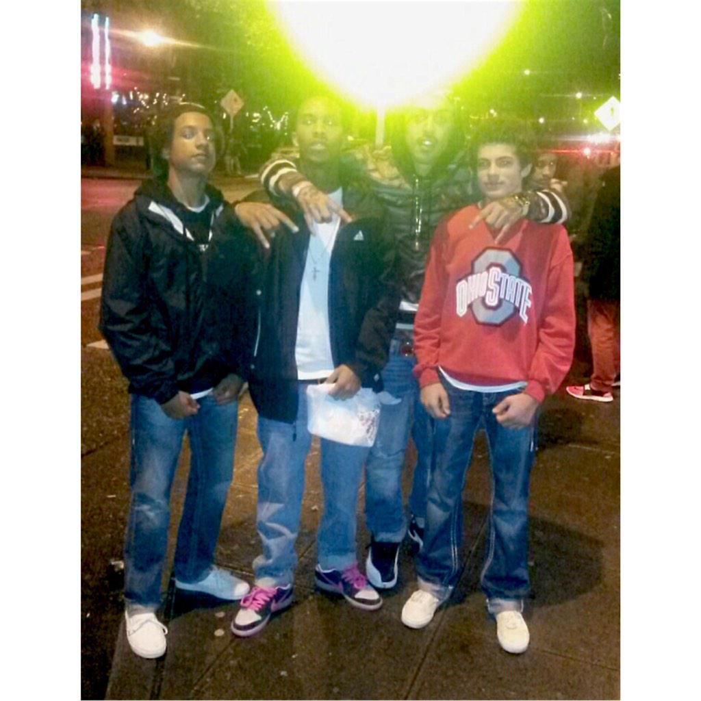 countonx's tweet photo. @SneakGuapo @NedsWorld #based #volatic http://t.co/qtPRbjiMWJ