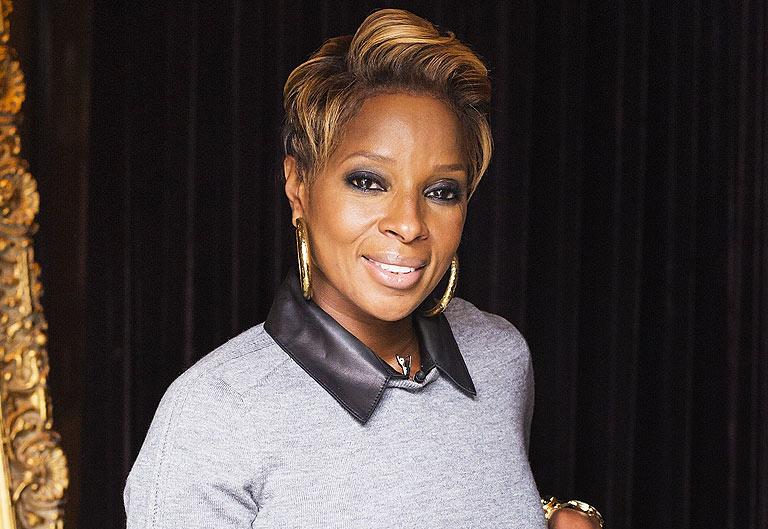 HAPPY BIRTHDAY MARY J. BLIGE! FAMILY AFFAIR .   