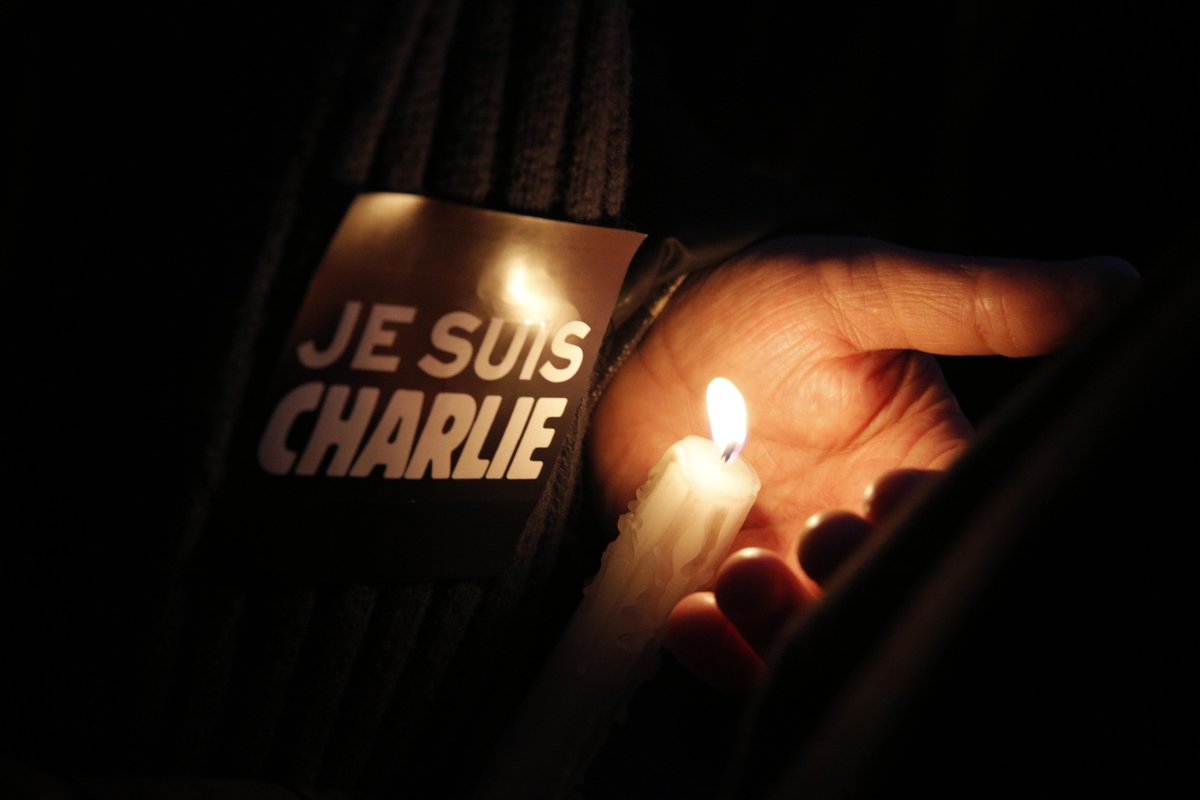 Hundreds to take part in Cardiff Bay vigil tonight after terror deaths #JeSuisCharlie walesonline.co.uk/news/wales-new…