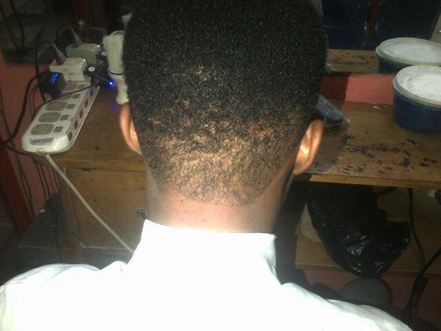 Mrdayo02's tweet photo. From mrdayo haircut...happy Sunday to my people and fans....we barb to ur satisfaction..08162214926 http://t.co/ECbTR6rjDE