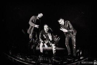 3 Are Legend (@3arelegend) on Twitter photo 1 2 3 Are Legend 1 2 3 Are Legend