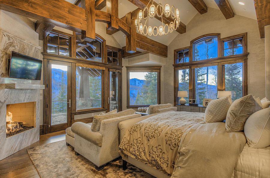 LUXURYPlCTURES's tweet photo. Ski in, ski out chalet in Park City, Utah http://t.co/dCUaCtYJjF