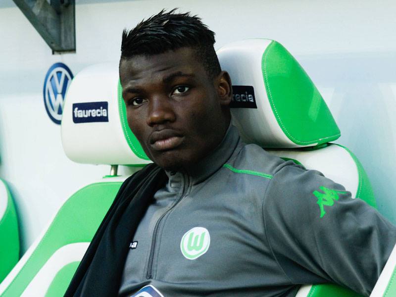 RemarksFootball's tweet photo. REST IN PEACE to one of the world's most promising young players, Junior Malanda who died in a car crash yesterday. http://t.co/GyZQ39gjm5