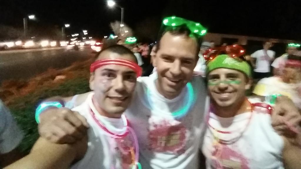 JoseVazquez225's tweet photo. Loving life in Vegas last night with our #myntmoreproject electric run!!! Love mynt! Love #CoreUndiet lifestyle!!! http://t.co/1q82UCfbA6