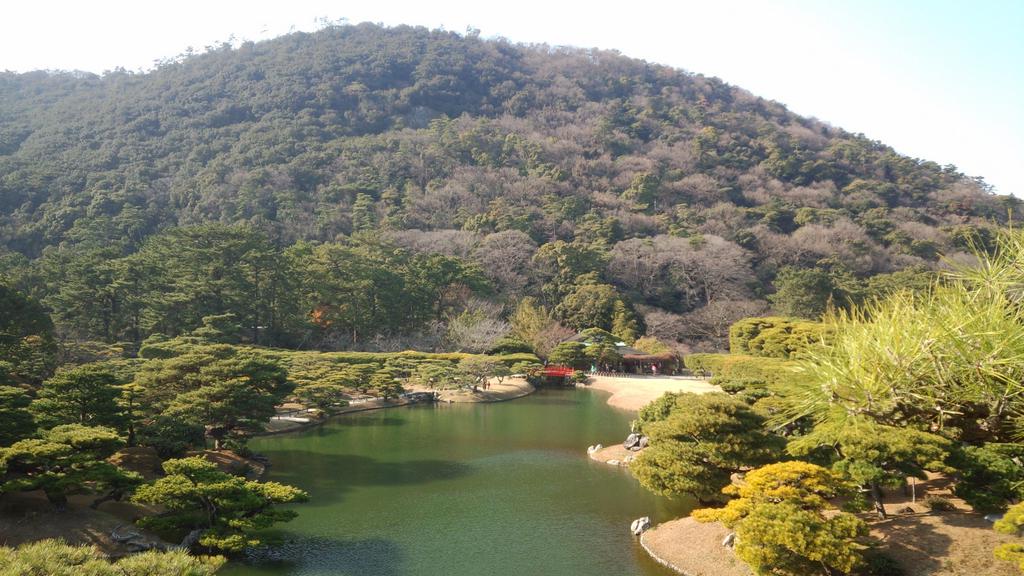 amebaengeitarou's tweet photo. 【栗林公園（香川県）】
#日本庭園
#素敵な日本庭園をあなたに
#日本庭園好きな人RT 
https://t.co/f49B26xugR
