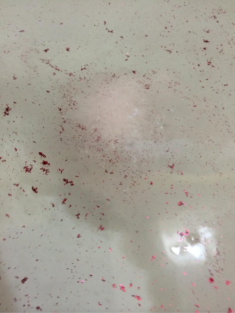 velvetpurrs's tweet photo. Today I get to spend longer than 10 mins in the bath, no dropping Mr V at the station! @BombCosmetics #bathbombtime http://t.co/PXIZ943kUQ