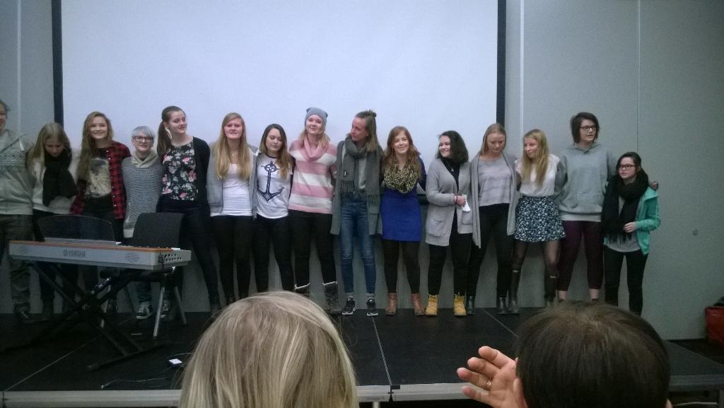 heltuvesentlig's tweet image. Følsomt på morgensamling @sangerforum #kodi15