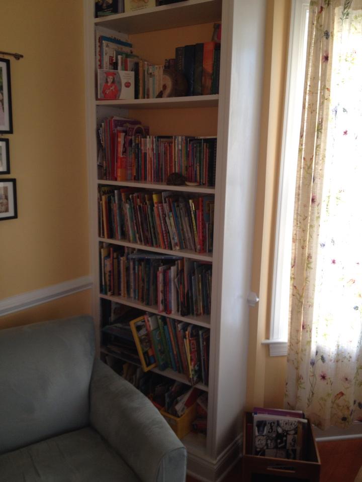 Kateywrites's tweet image. It might be time to reorganize the #kidlit shelves in my front room! #stacksofbooks #raisingreaders