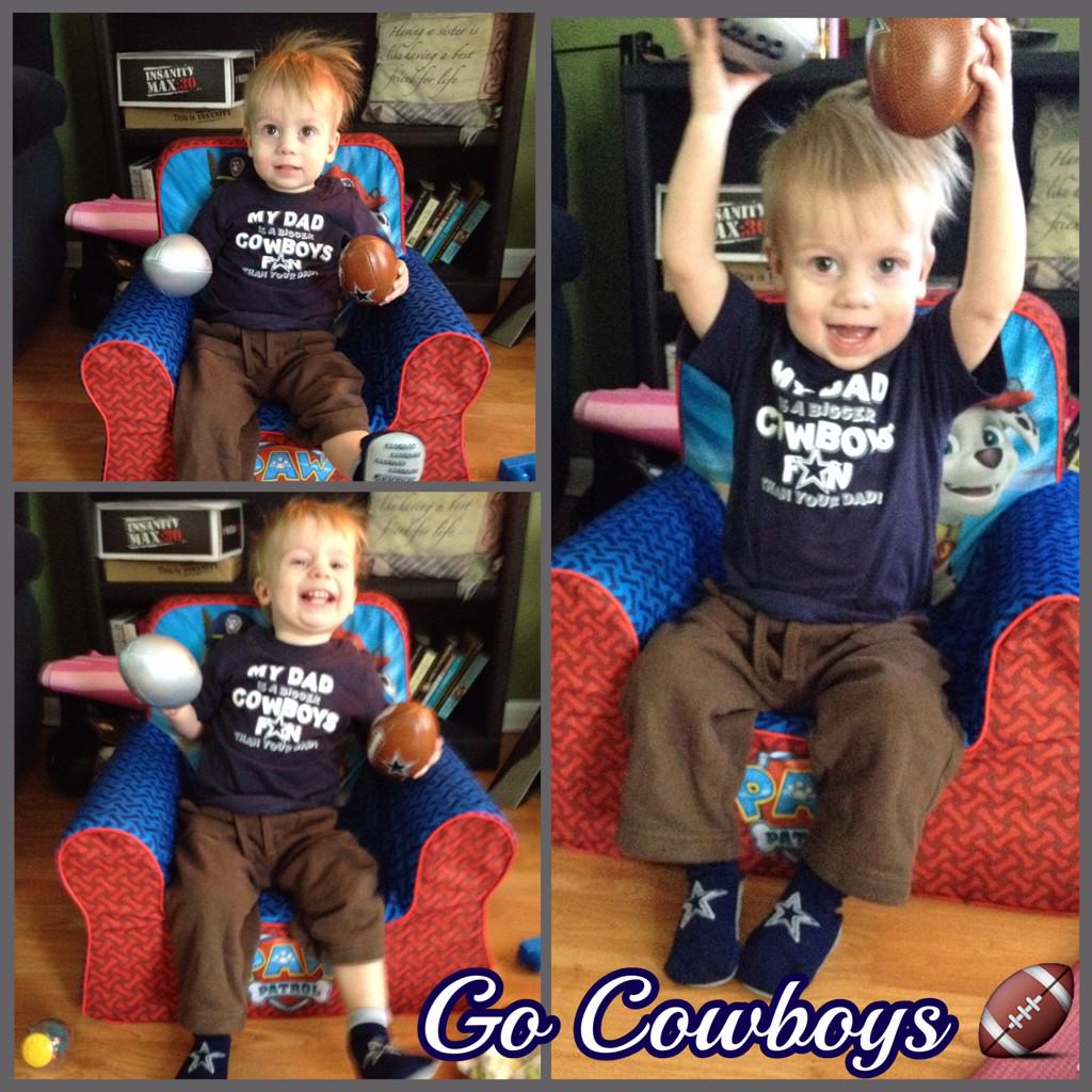 JodiWiborg's tweet photo. Go cowboys!!! #CowboysNation #touchdown  #cutestcowboysfan @dallascowboys @DeMarcoMurray @wiborgnow @TonyRomoNFLQB http://t.co/Q6DQxiCAt6
