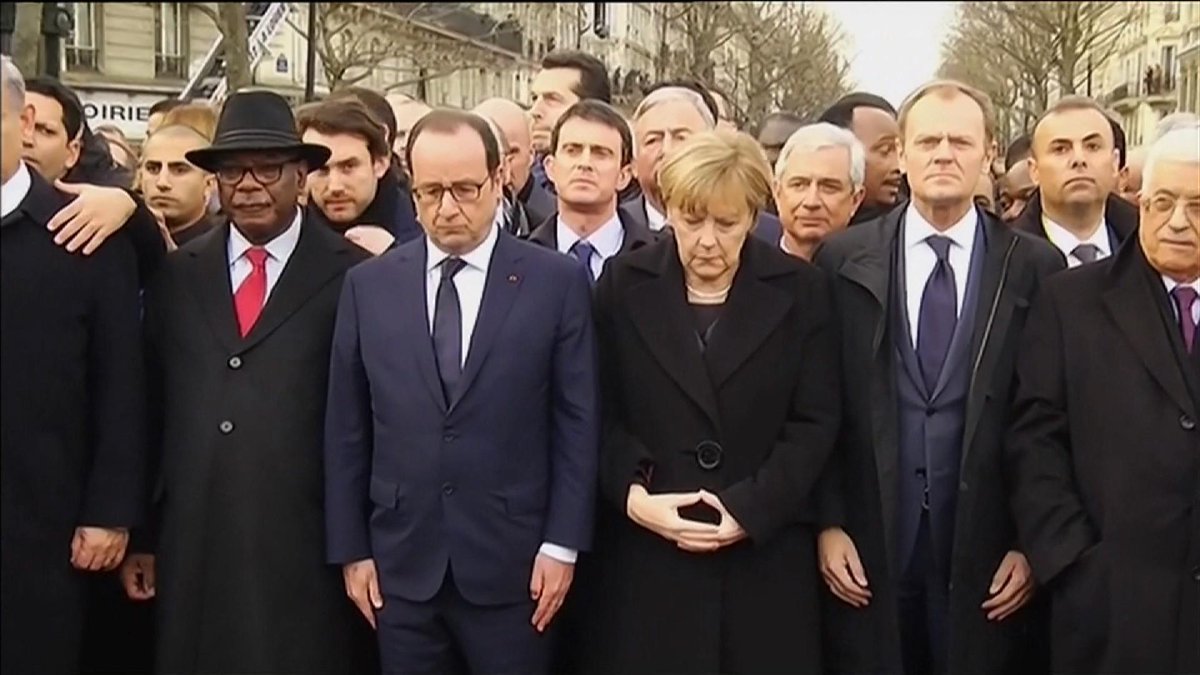 https://pbs.twimg.com/media/B7E9GmhCEAA7D11.jpg