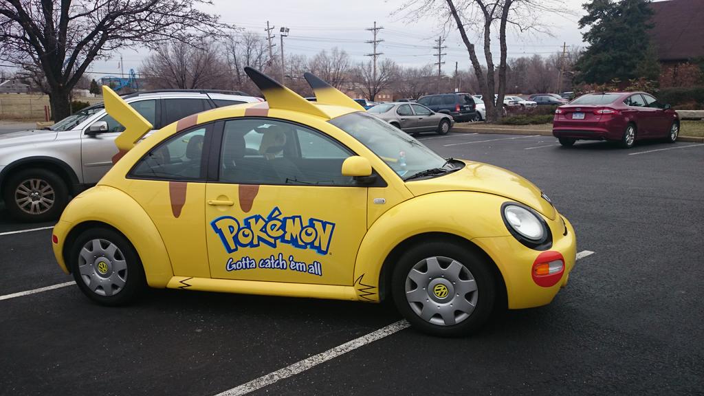 Pink_Butterfree's tweet photo. Pikachu bug. 😄 #Pokemon #Pikabug #Pokecon http://t.co/ruPh6LoShZ