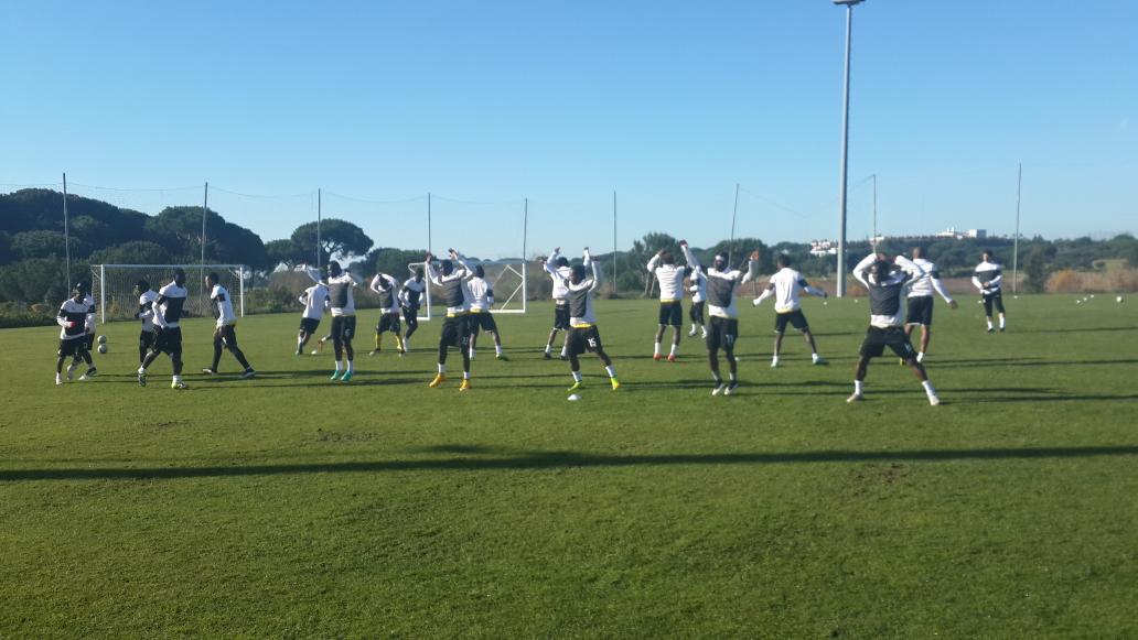 ghanafaofficial's tweet photo. @ghanafaofficial 7th day of pre #afocn2015 training in Spain underway. No injuries and all 23 players training. http://t.co/AIXnjFMuJI