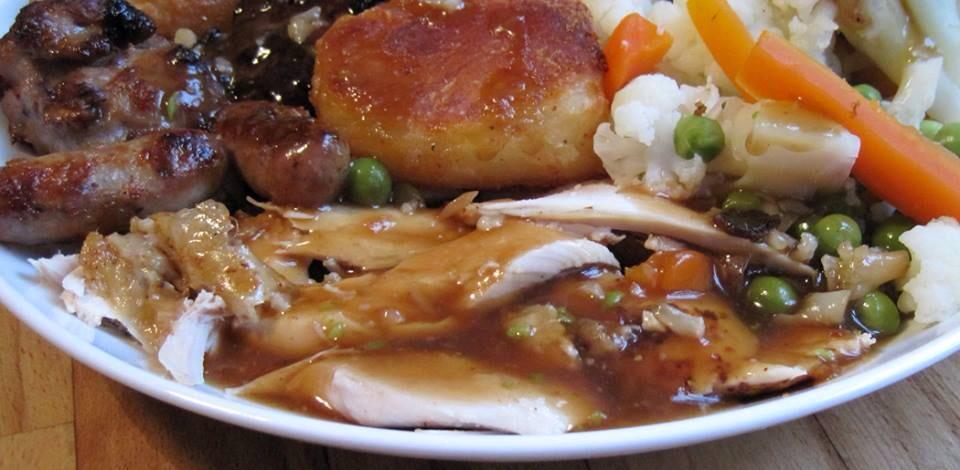 Sunday roast, all day breakfast &amp; football on 2 screens! #Chester #chestertweets #welovecheshire