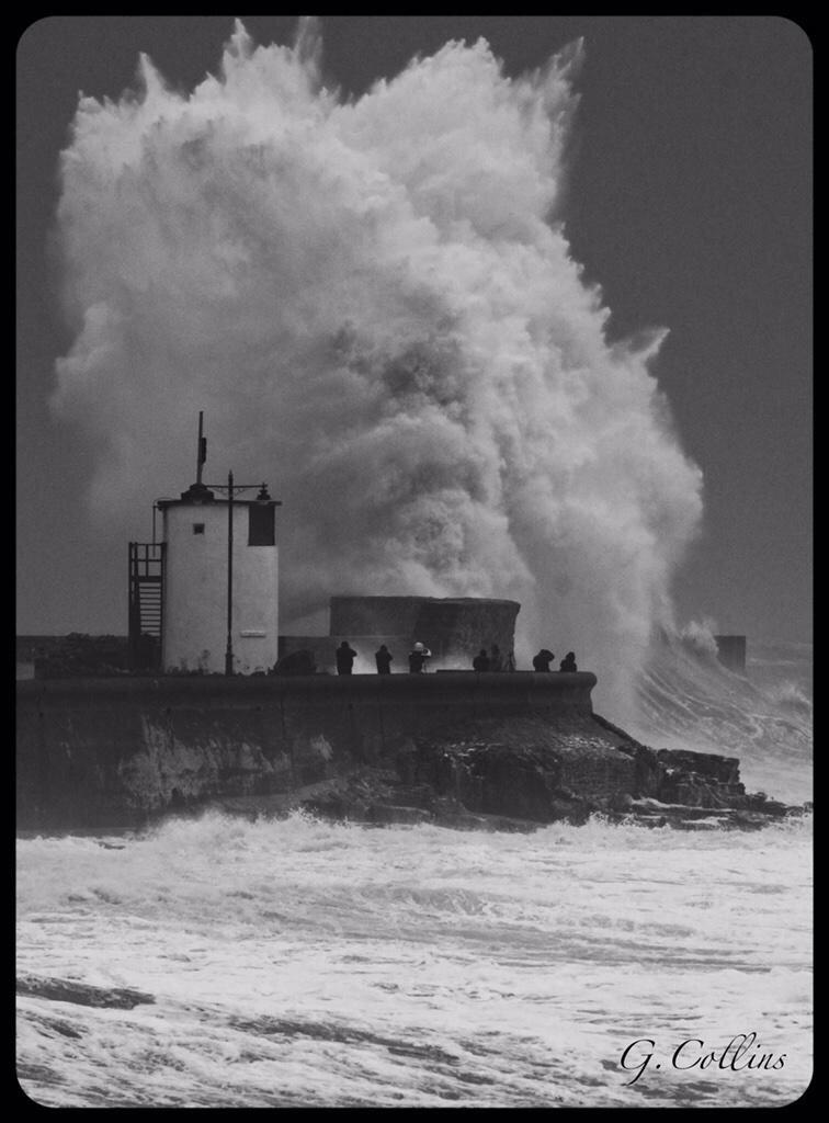 DanLoveBug's tweet photo. Porthcawl yesterday 🌀🌊☔️🏄 http://t.co/Dbf2hBwMfE