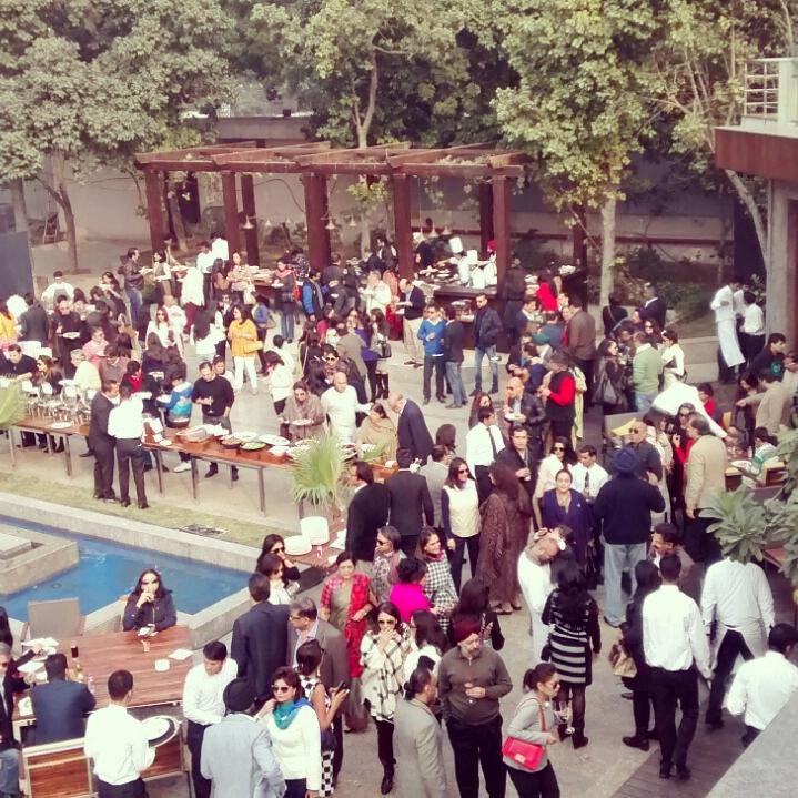 IndigoNewDelhi's tweet photo. Opening #Brunch party at @IndigoNewDelhi ! #Delhi #New #Food #Fun #LiveBand #OneGoldenMile http://t.co/CnXNniFyua