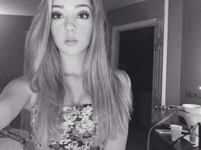hotasfandom's tweet photo. @yourswhitesides http://t.co/jil3fmIm6o