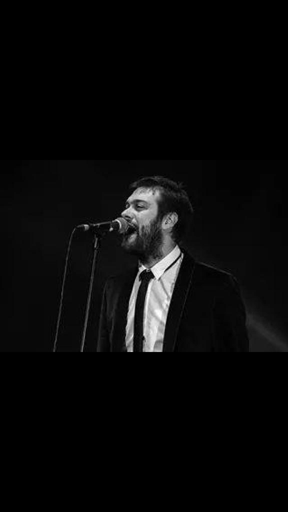 Happy birthday to my one and only true love - Tom Meighan from kasabian!!! I  you!!!    