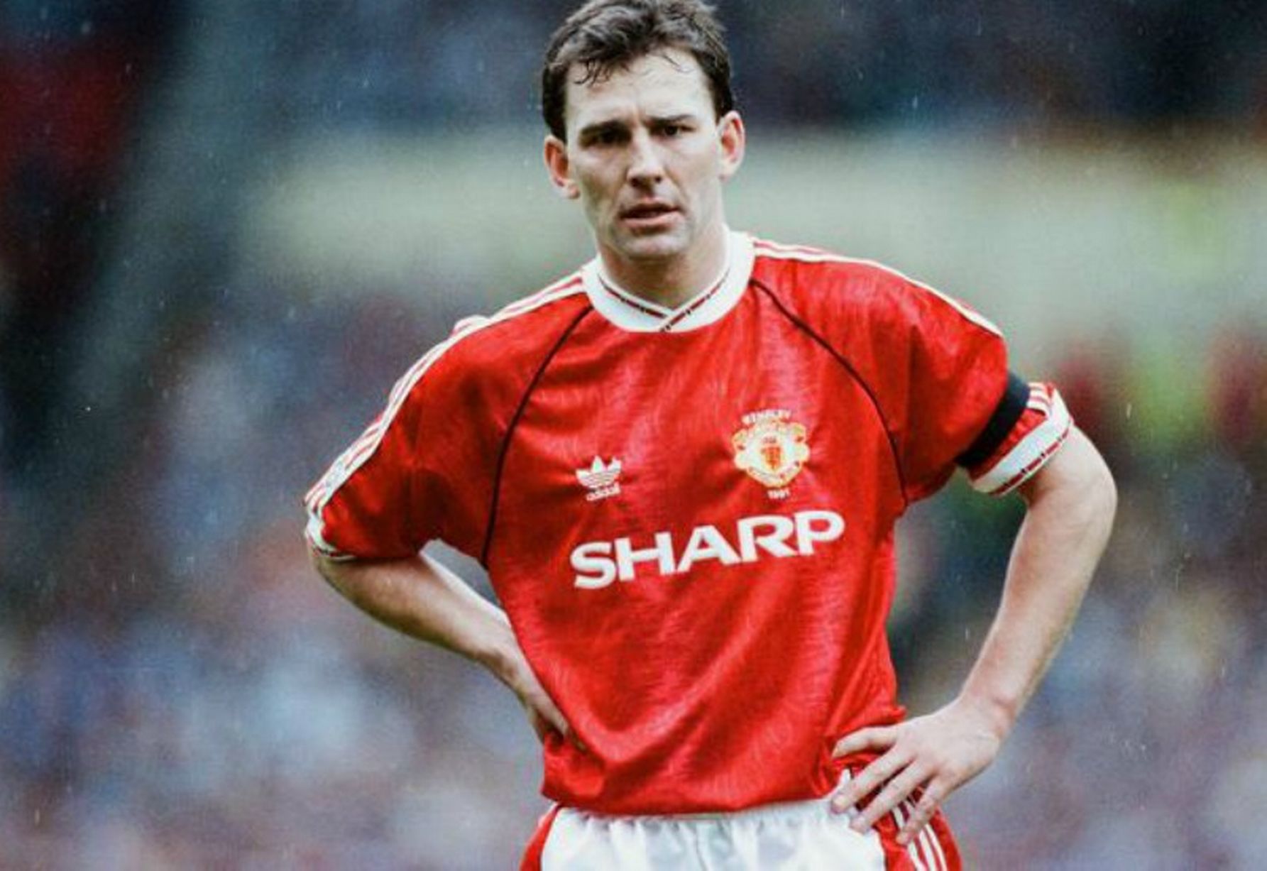 Happy 58th Birthday to legend and former club captain Bryan Robson!  